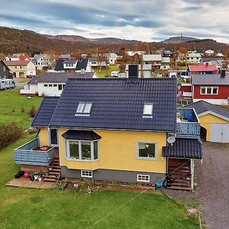 Big House Melbu,vesteralen, Short Distance Lofoten Ferienhaus